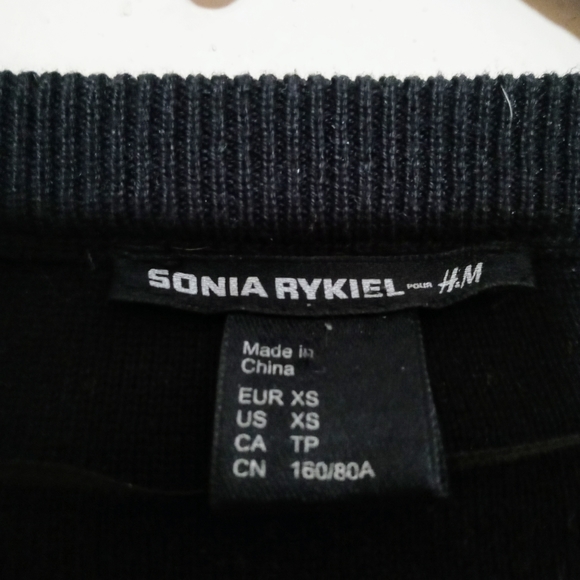 COPY - H&M Hot Pink & Black Striped Sweater - Picture 4 of 4